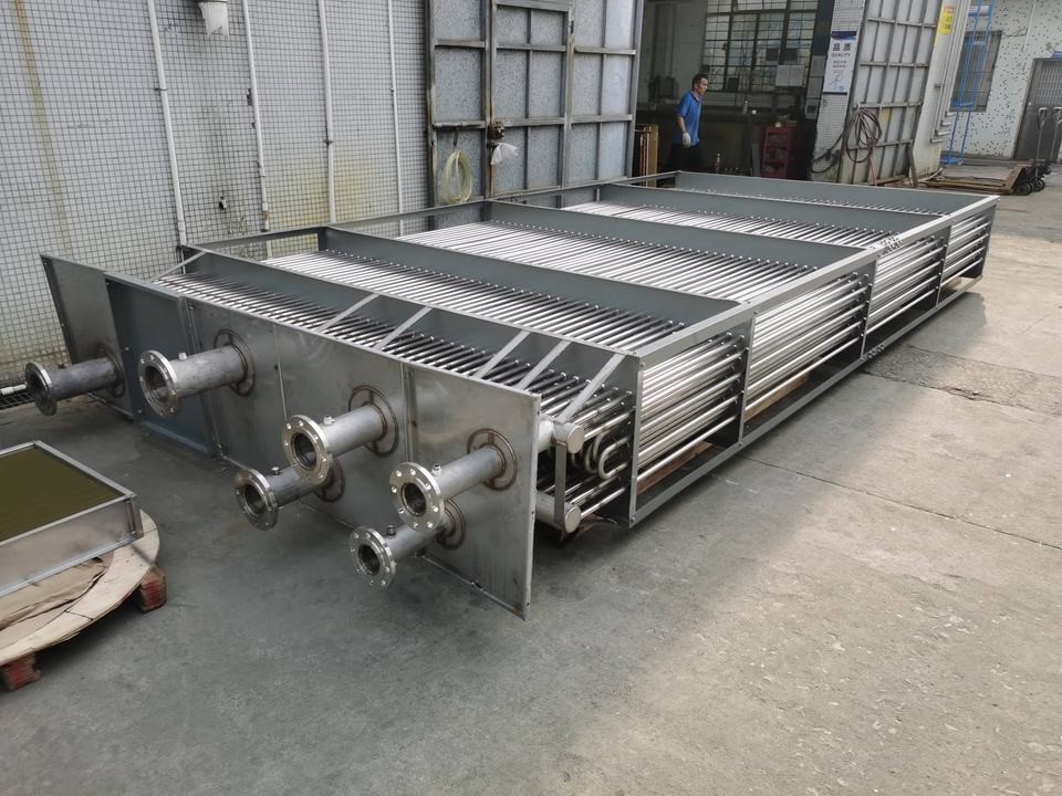 200T 300T Closed Cooling Tower Stainless Steel Tube Heat Exchanger Durable 304 316L SS Tube For Efficient Cooling System factory